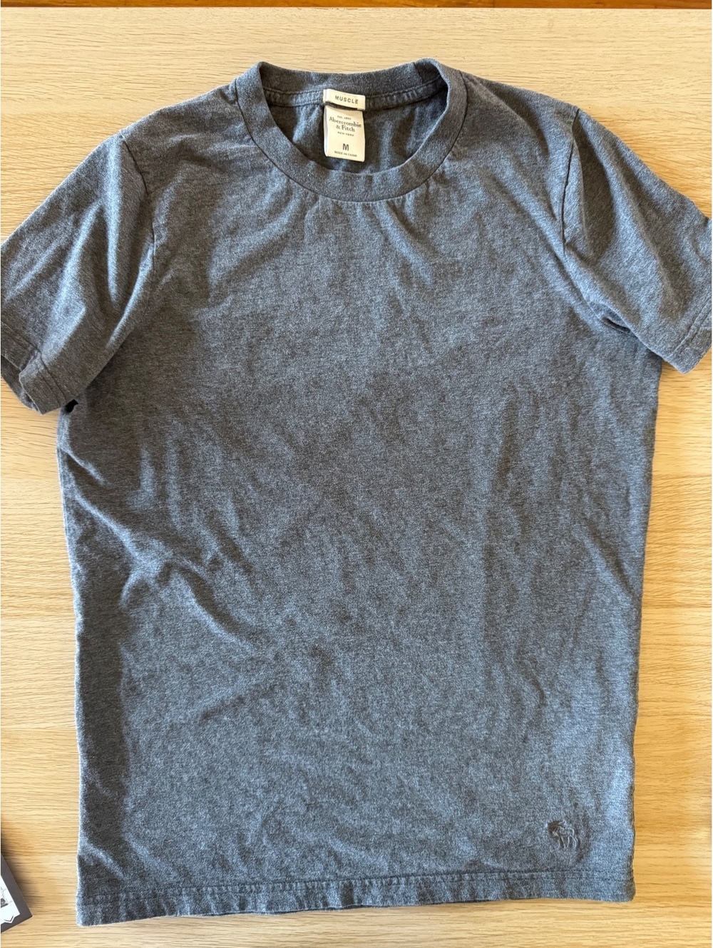 Abercrombie & Fitch women’s grey crewneck t-shirt
